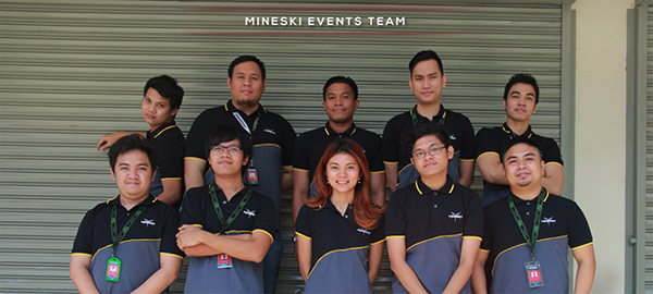 teamPhoto